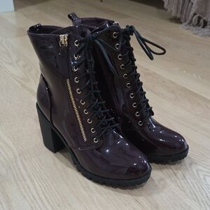 NWOT Women's Burgundy Lace-Up Ankle Boots